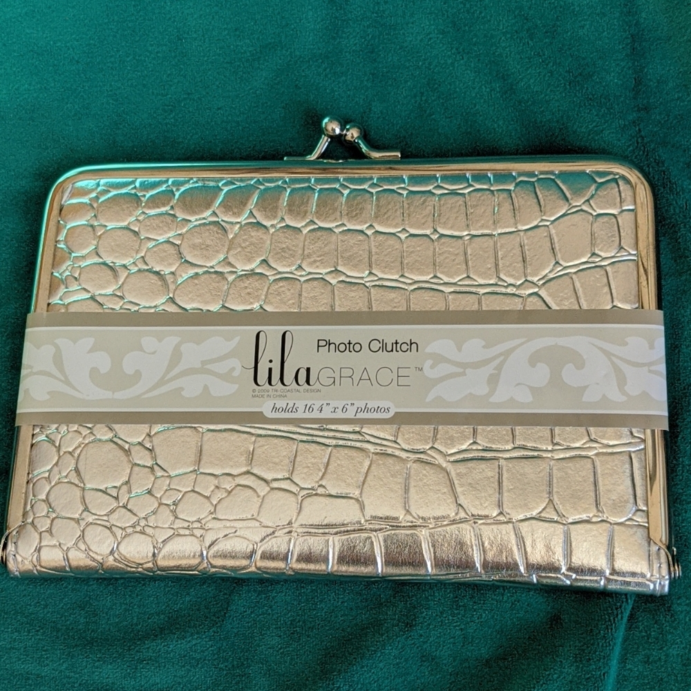 Lila Grace Photo Clutch